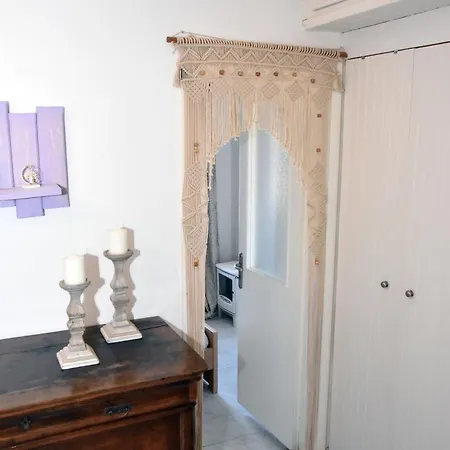 Apartment Kioura's Ano Syros